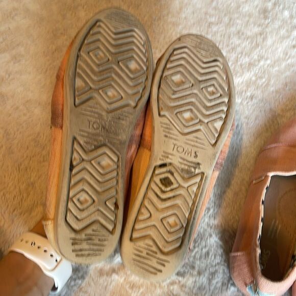 Toms size 7.5 (bundle of 2 ) - Picture 8 of 11